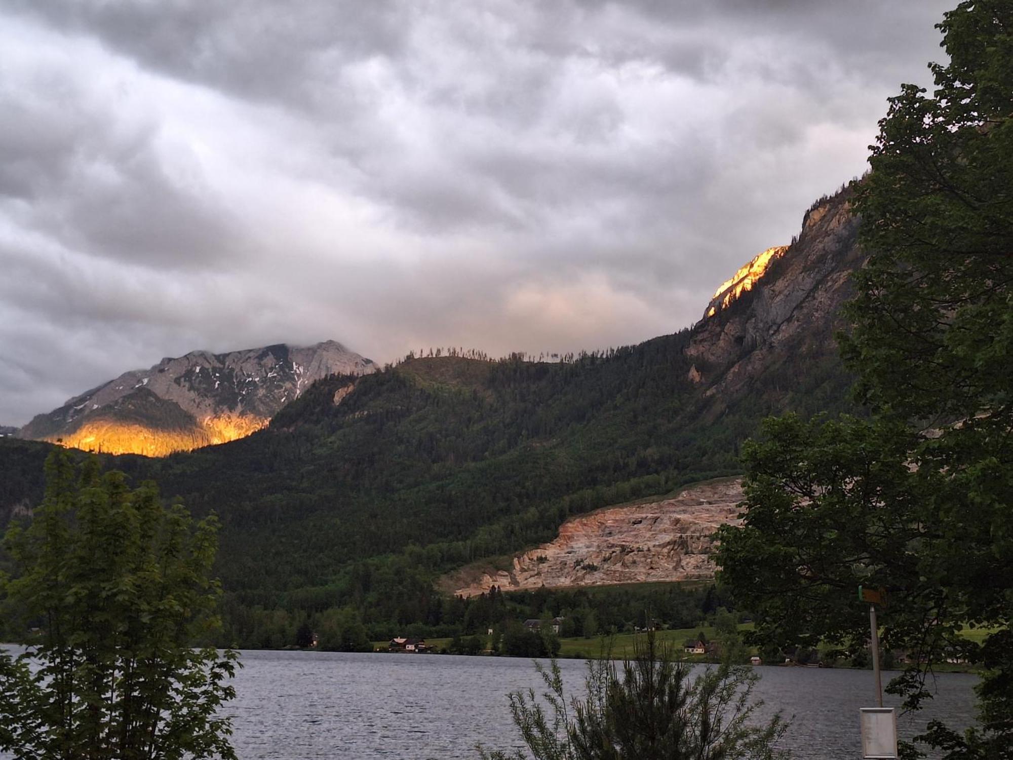 Pension Ladner Otel Grundlsee Dış mekan fotoğraf